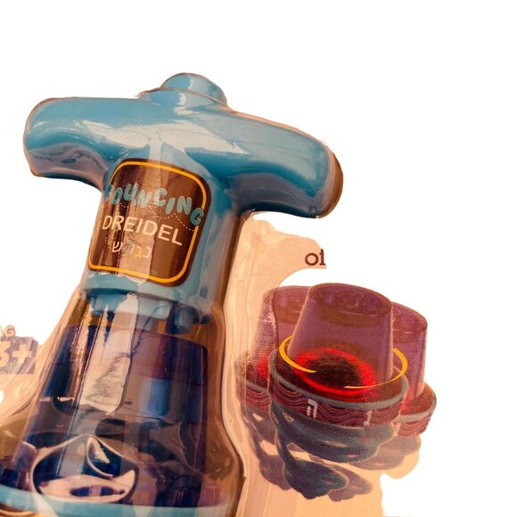 Bouncing Dreidel Toy With Lights Up & Spinning Action Ages 3+ Batteries Includ - Picture 5 of 8